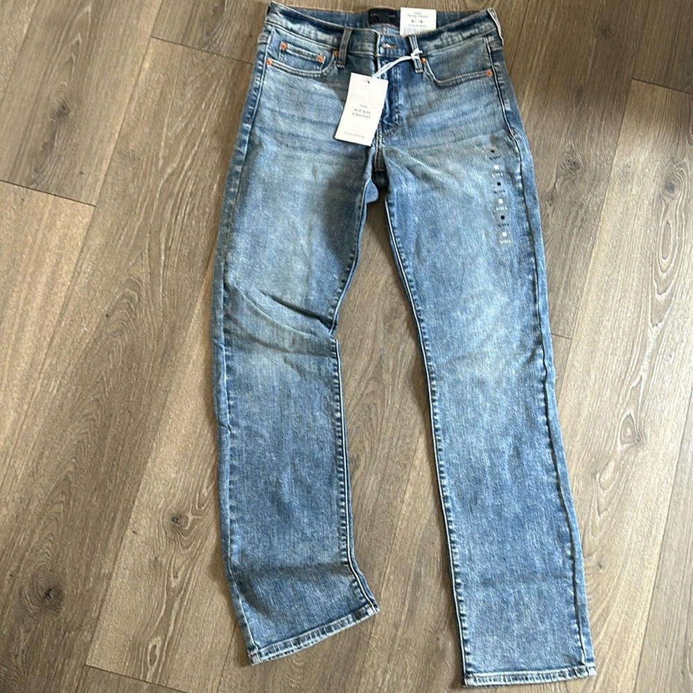 Lucky Brand Sweet Mid Rise Straight Jeans